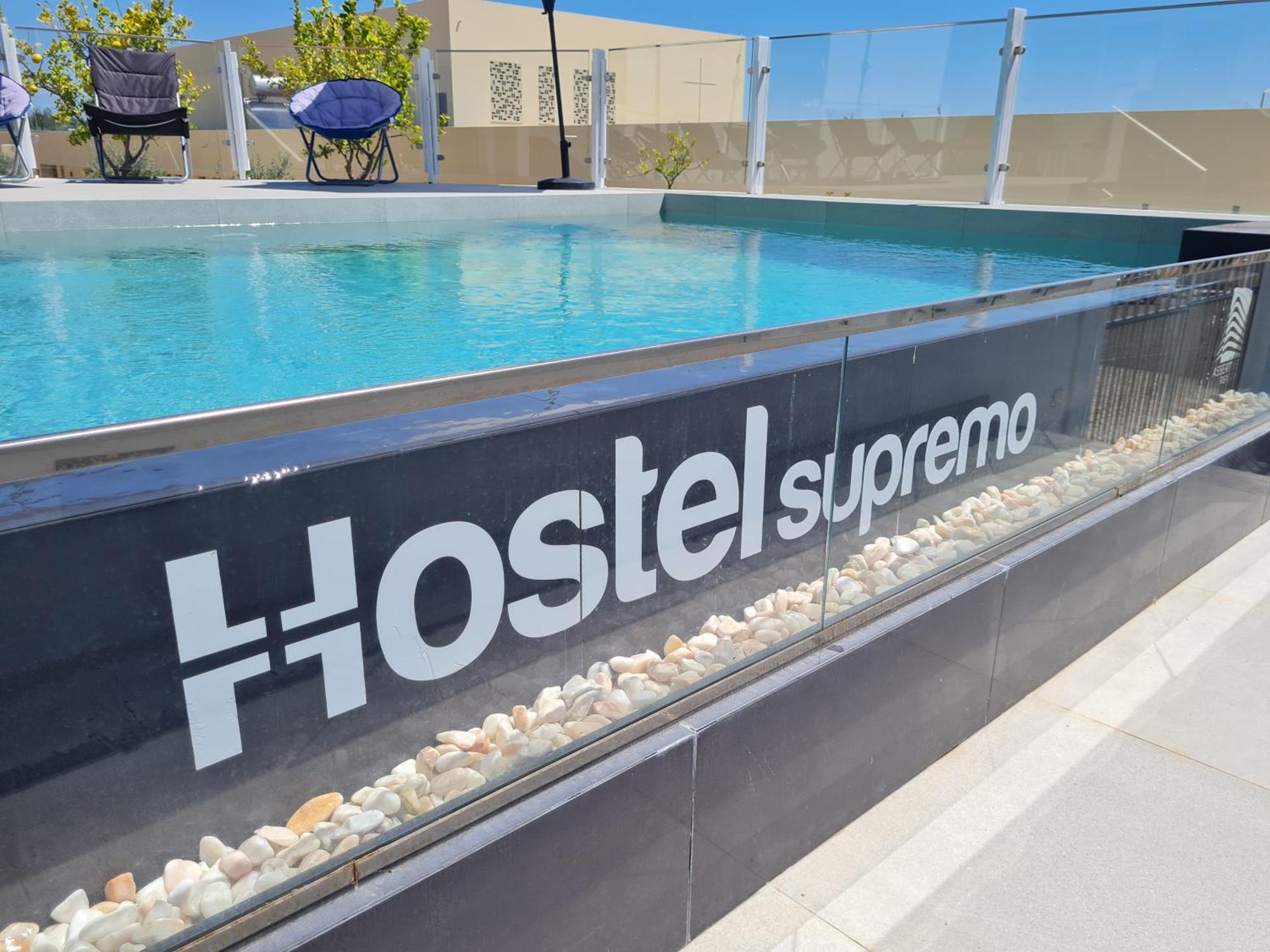 Hostel Supremo Armacao de Pera Bagian luar foto